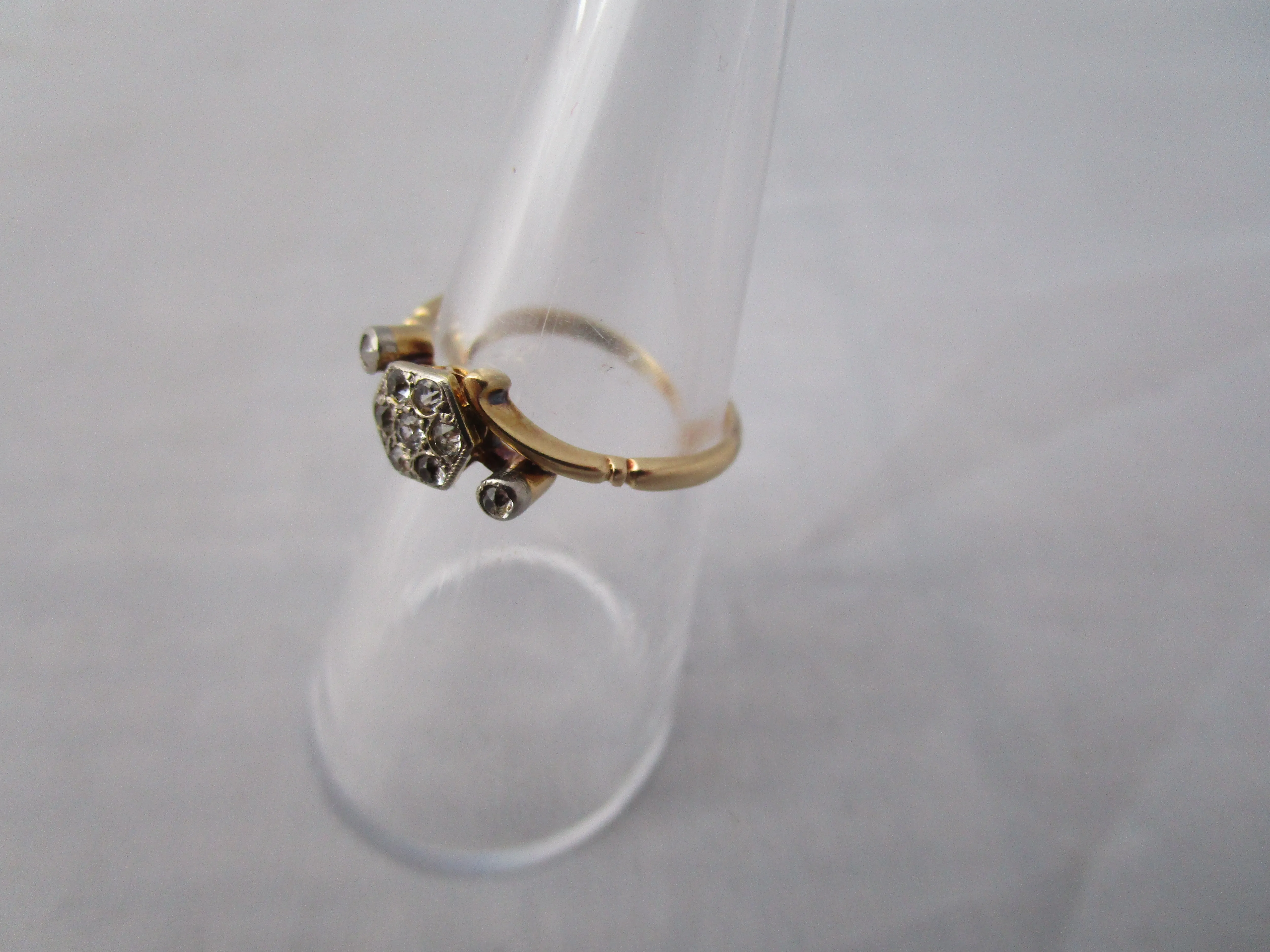 18k Yellow Gold Diamond Daisy Setting Ring Antique c1920