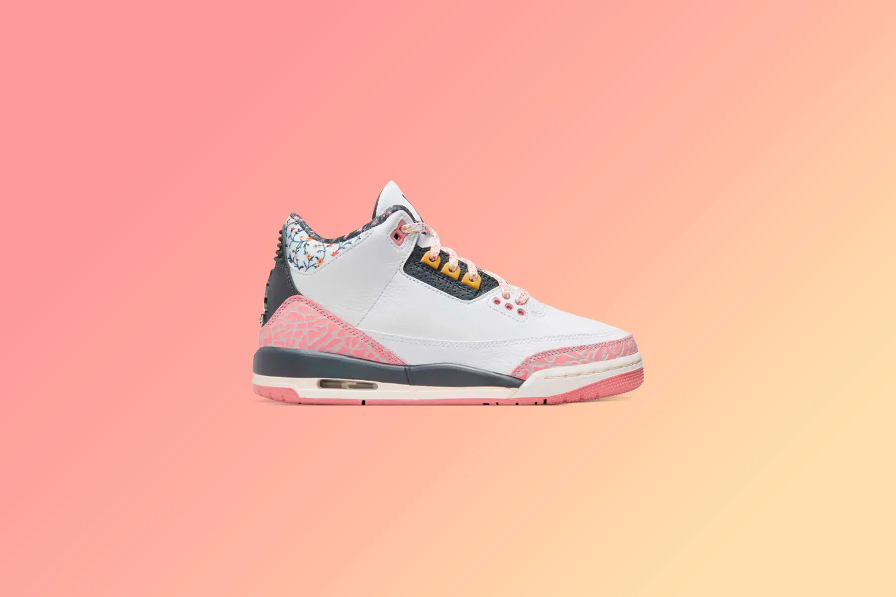 Air Jordan 3 Retro (GS) 'Vintage Floral'  - White/Anthracite/Red Stardust