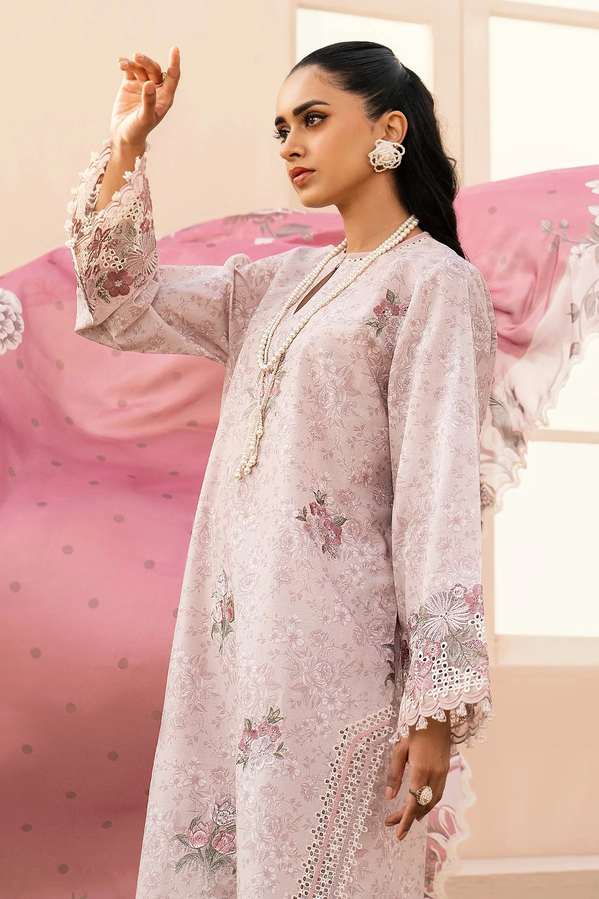 EMBROIDERED PRINTED LAWN UF-604