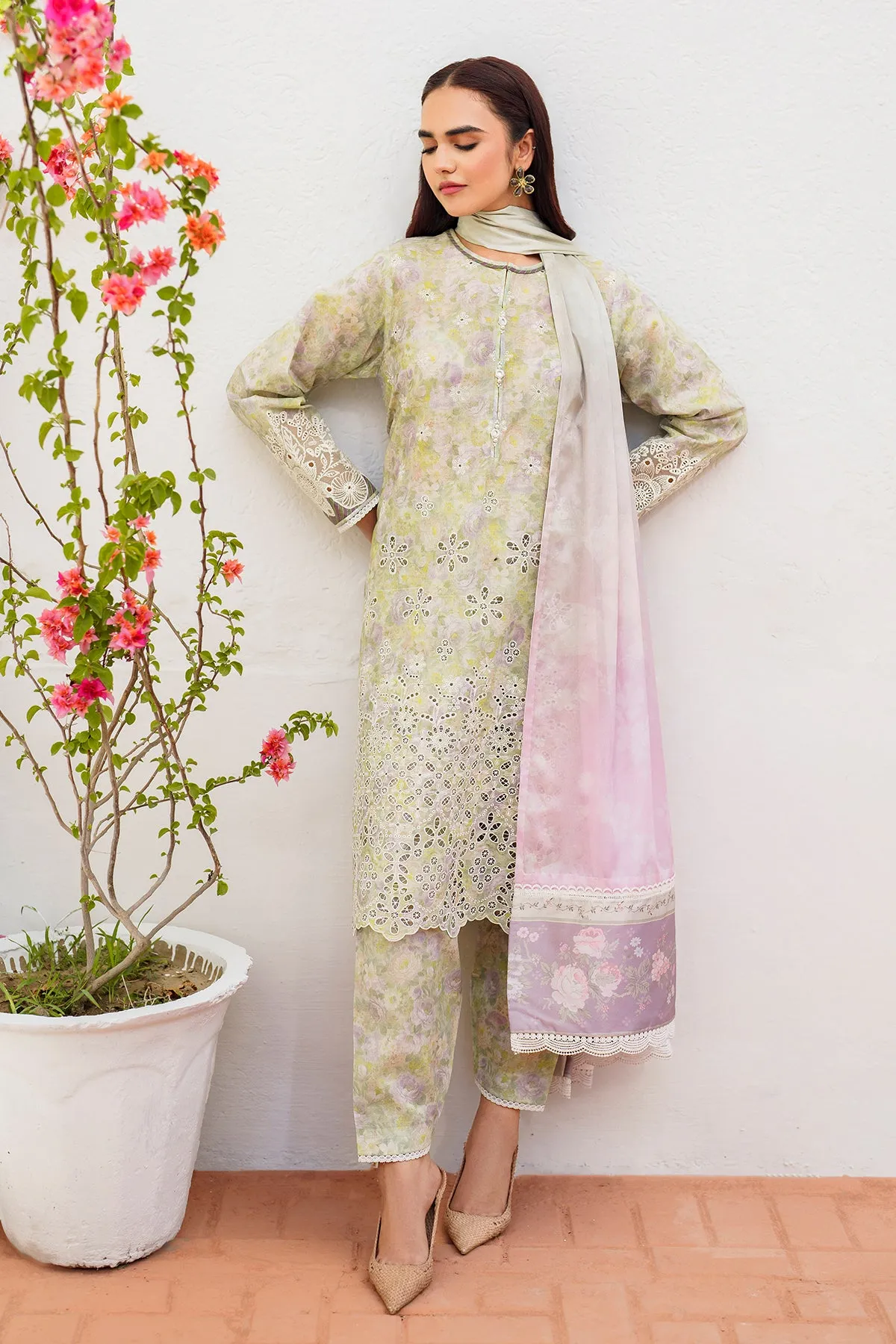 EMBROIDERED PRINTED LAWN UF-634