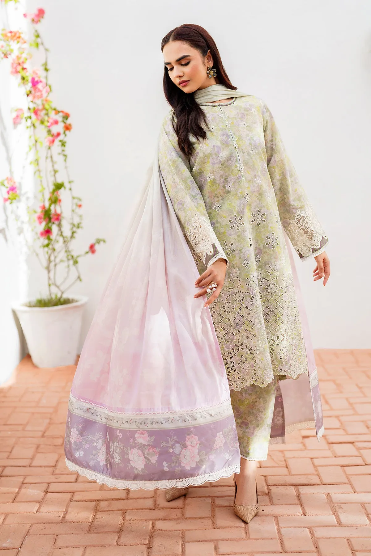 EMBROIDERED PRINTED LAWN UF-634